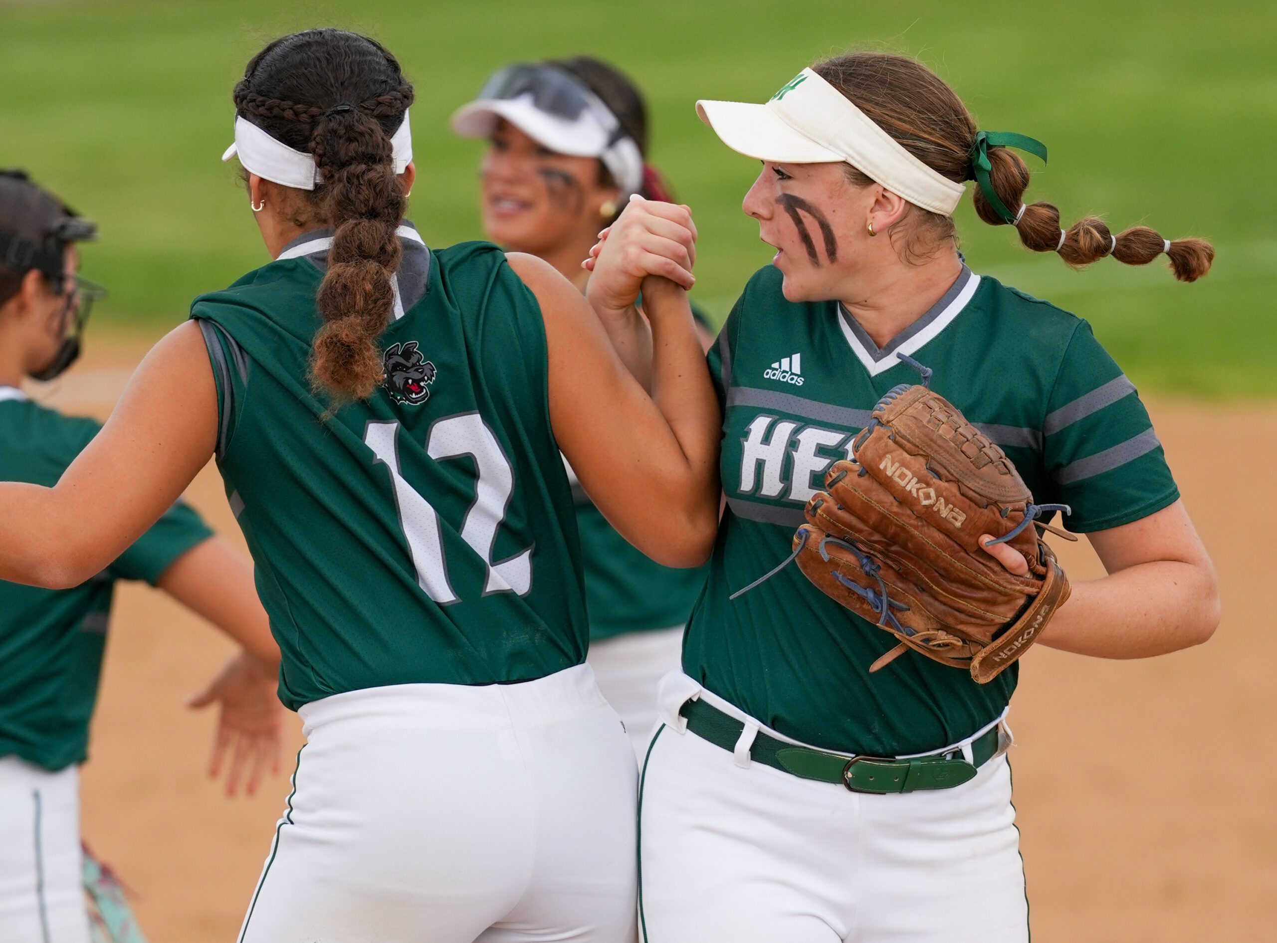 DSC04147-scaled Helix Girls Softball Claims Historic First CIF Championship